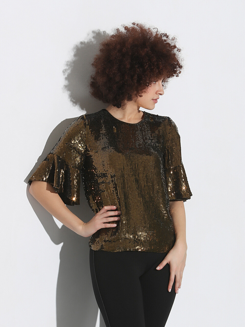 Blusa on sale paillettes oro