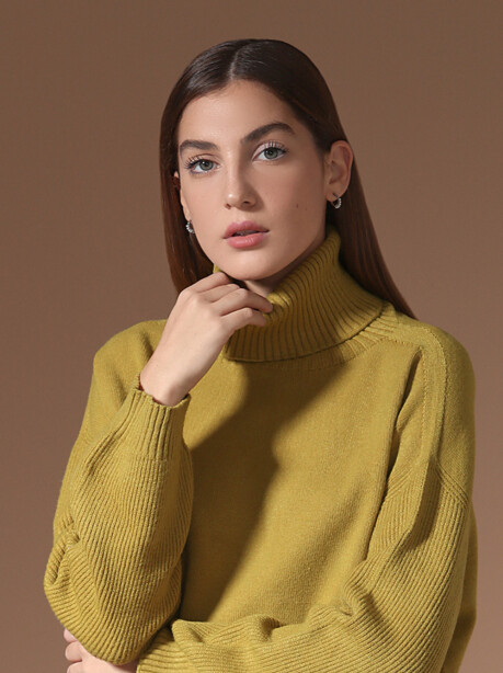 High neck sweater with ribbed sleeves - 5