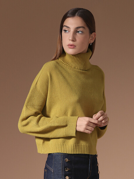 High neck sweater with ribbed sleeves - 3