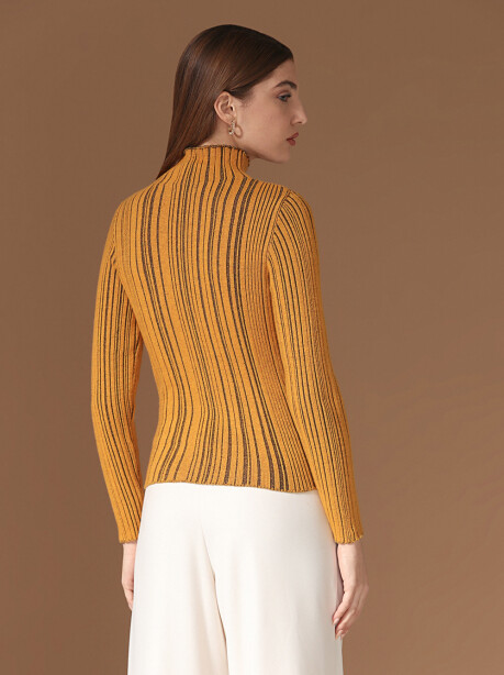 Ribbed volcano neck sweater - 6