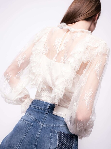 Blusa corta in pizzo - 2