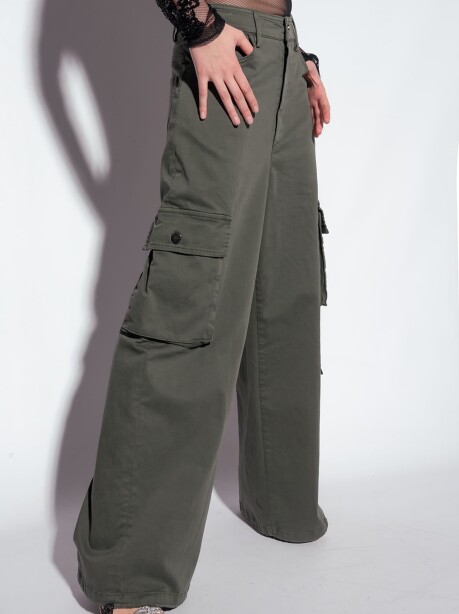 Pantaloni cargo oversize - 3