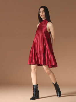 Short pleated dress